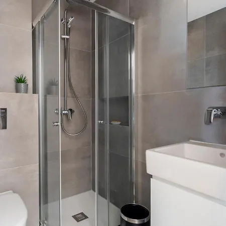 Appartamento Lovely Vacation For Up To Eight Guests With Balcony All Yours