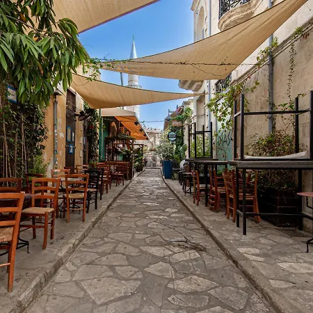 Lovely Vacation For Up To Eight Guests With Balcony All Yours Appartamento Limisso
